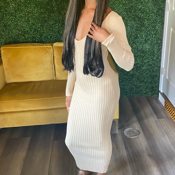 Tan Ribbed Maxi Dress - Picture 3 of 3